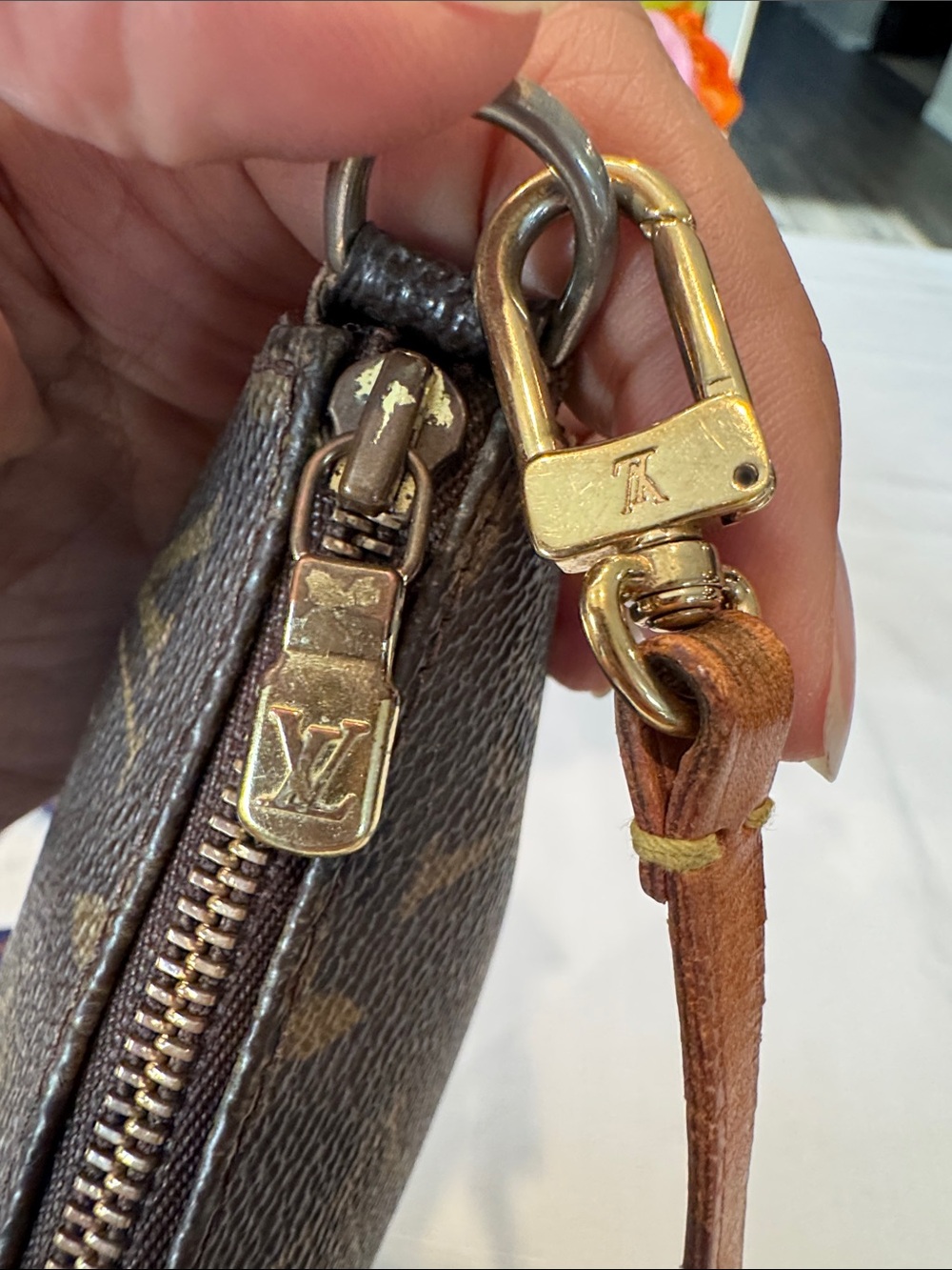 Authentic Louis Vuitton Monogram Pochette - Picture 8 of 12